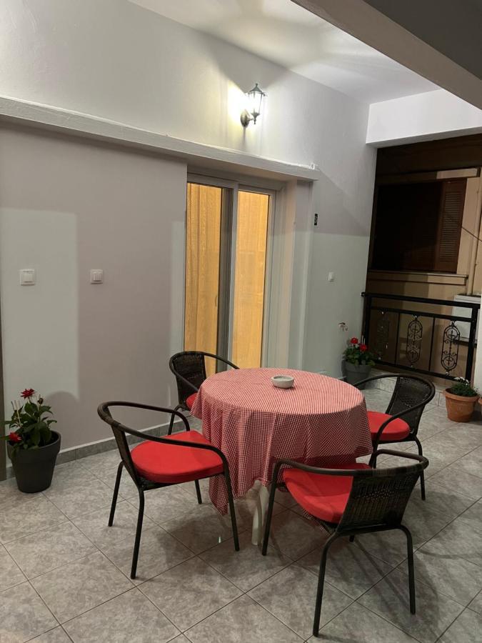 Nicolas Nea Michaniona Bagian luar foto